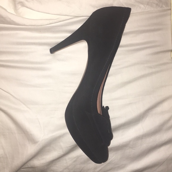 Shoes - Picture 7 of 7